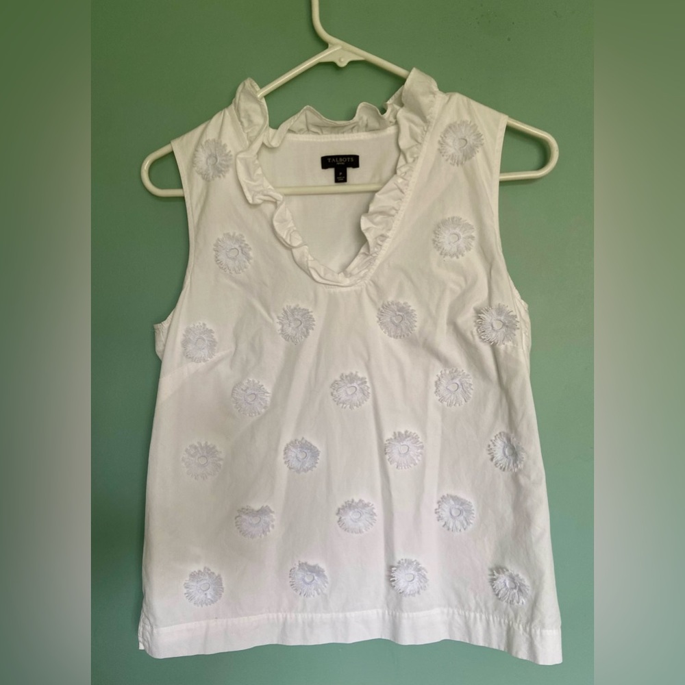 Talbots White Blouse Flower Detail Size Petite
